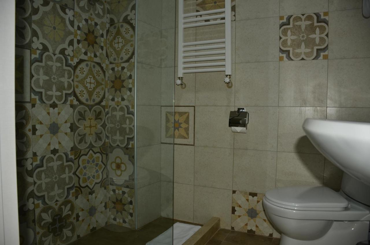 Vere Corner Hotel Tbilisi Esterno foto