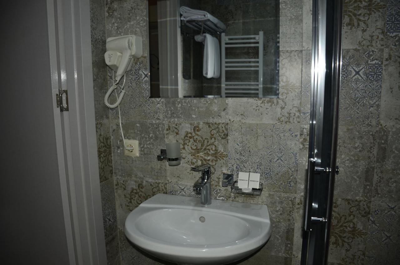 Vere Corner Hotel Tbilisi Esterno foto