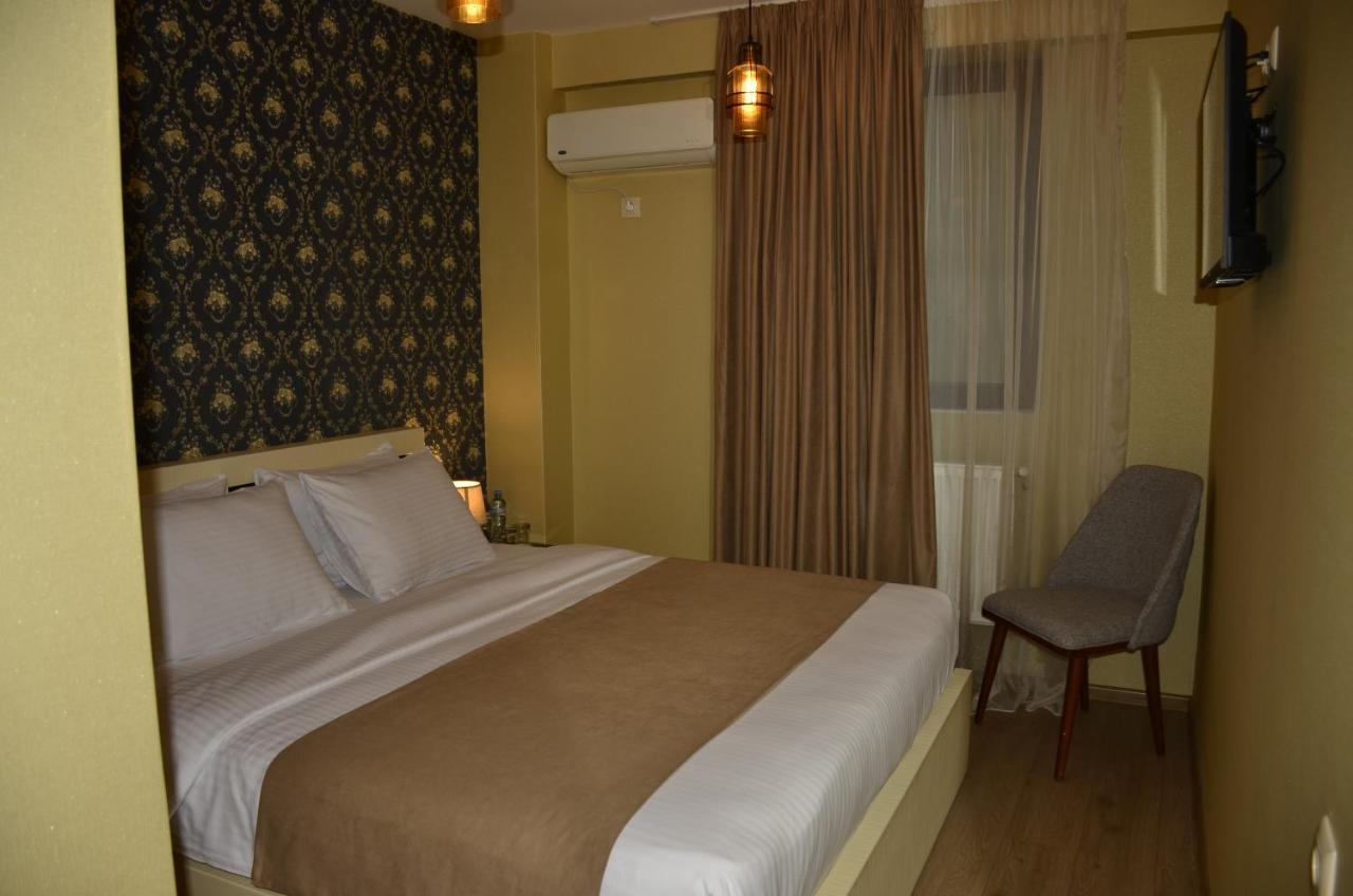 Vere Corner Hotel Tbilisi Esterno foto