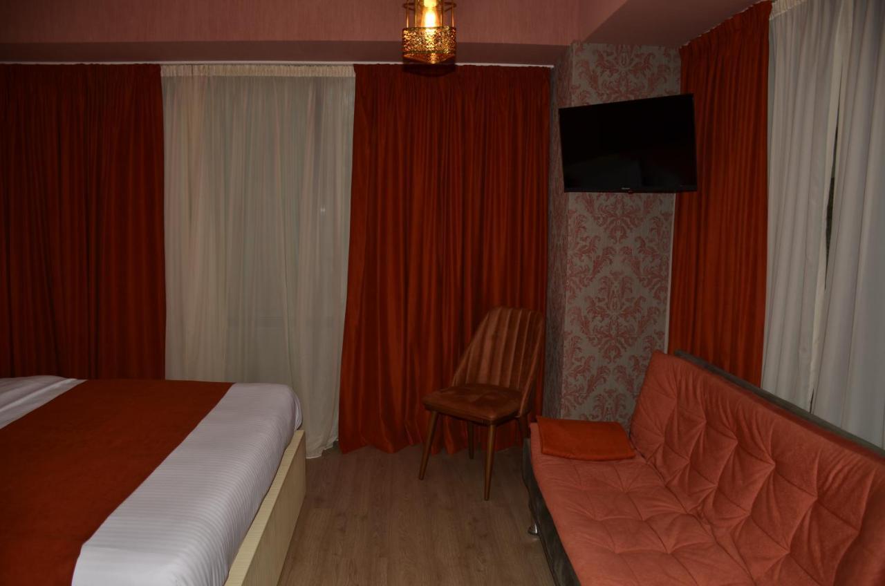 Vere Corner Hotel Tbilisi Esterno foto