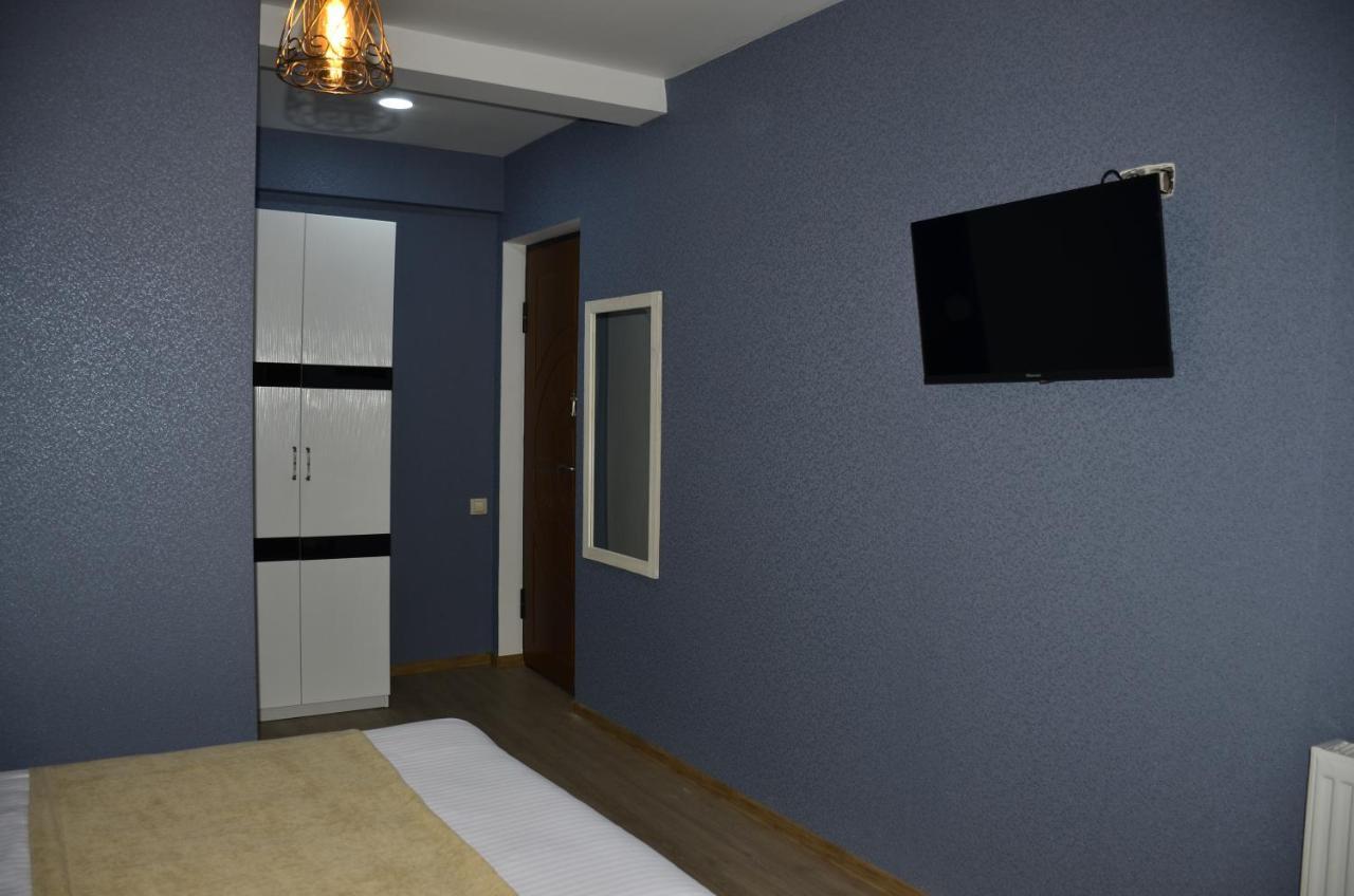 Vere Corner Hotel Tbilisi Esterno foto