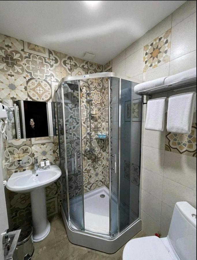 Vere Corner Hotel Tbilisi Esterno foto